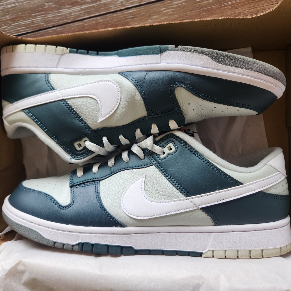 Nike Dunk Low Premium